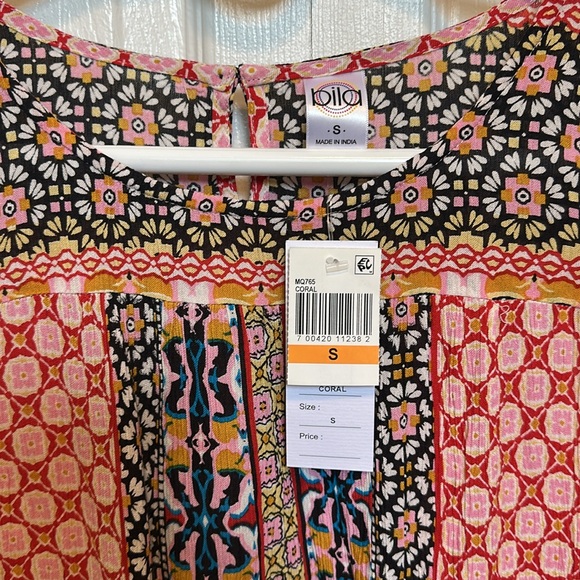 Bila Boho Flutter Sleeve Top - Picture 3 of 4